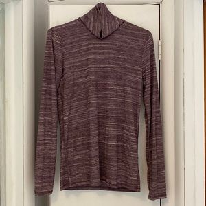 Banana Republic Marled light weight turtleneck excellent condition worn once